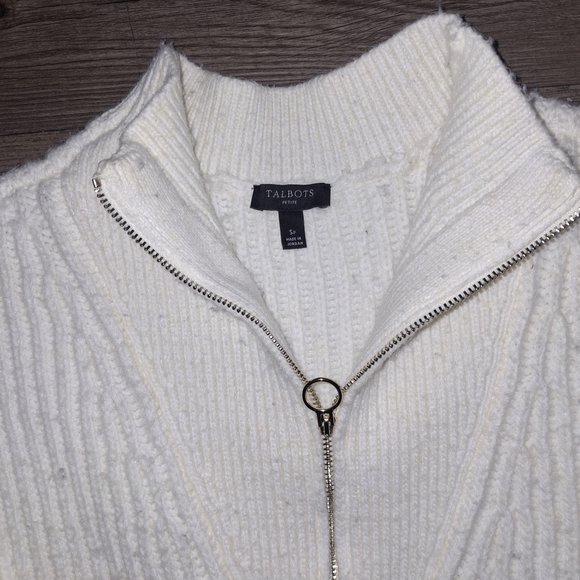 Talbots Cream and Gray Ribbed Turtleneck Sweater - Picture 5 of 6